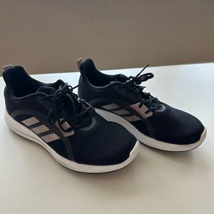 Adidas Cloudfoam Sneakers Women’s size 8 US